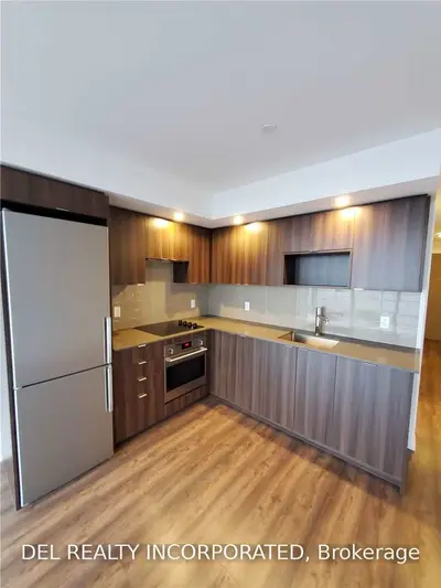 225 Village Green Square 510, Toronto E07, ON M1S 0L3