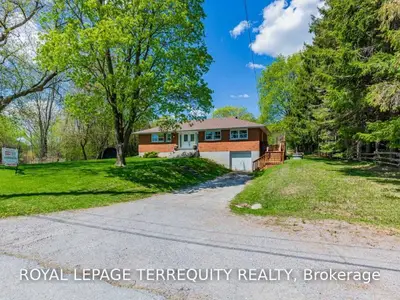 484 Taunton Road W, Ajax, ON L1T 4S9