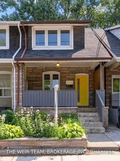 1107 Woodbine Avenue, Toronto E03, ON M4C 4C6