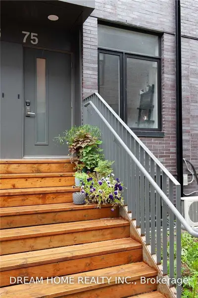 1760 Simcoe Street N 75, Oshawa, ON L1G 4S1