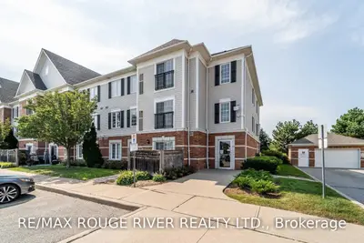 94 Aspen Springs Drive 201, Clarington, On L1c 5n4