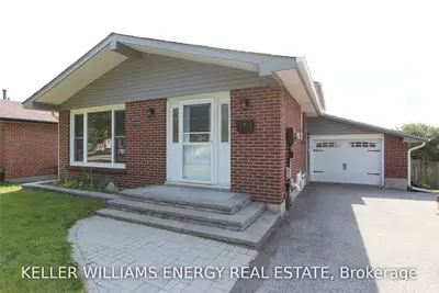552 Grandview Street S, Oshawa, ON L1H 7S4
