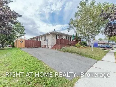 410 Laguna Street N, Oshawa, ON L1K 1E2
