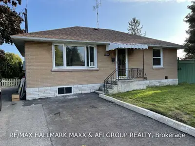 137 Southlawn Avenue Main, Oshawa, ON L1H 3Y4