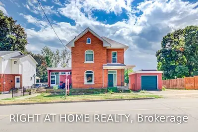 79 Queen Street C, Clarington, ON L1C 1M5