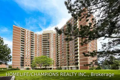 121 Trudelle Street 302, Toronto E08, ON M1J 3K4