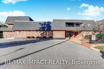 580 Mary Street 228, Whitby, ON L1N 2R3