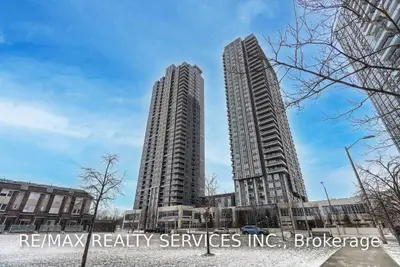 275 Village Green Square 419, Toronto E07, ON M1S 0L8