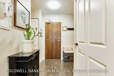 55 William Street 217, Oshawa, ON L1G 7C9