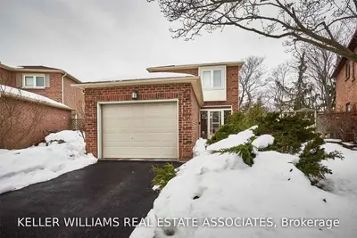 18 Bowers Court, Ajax, ON L1T 2L5