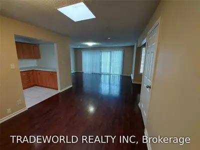 301 Rhodes Avenue Flr 3, Toronto E01, ON M4L 3A4