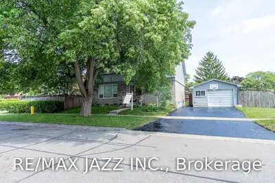 181 Easthaven Street, Oshawa, ON L1G 8K4