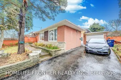851 Scarborough Golf Clu Road, Toronto E09, ON M1G 1J4
