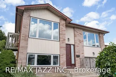 8 Oban Court, Clarington, ON L1E 1Z7