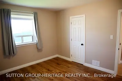 187 Cromwell Avenue, Oshawa, ON L1J 4T7