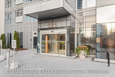 225 Village Green Square 1808, Toronto E07, ON M1S 0N4