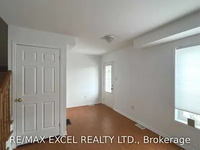 501 Rossland Road E, Ajax, ON