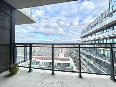 1190 Dundas Street E #826, Toronto E01, ON M4M 2T1