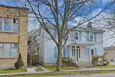 15 Lloyd Street 15-1, Oshawa, ON L1H 1X2