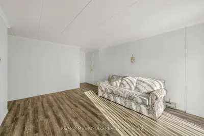 53 Taunton Road E 89, Oshawa, ON L1G 3T6