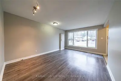1331 Scugog Avenue Main, Oshawa, ON L1J 1J5