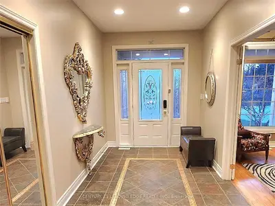 10 Otto N Court, Whitby, ON L1N 9T4