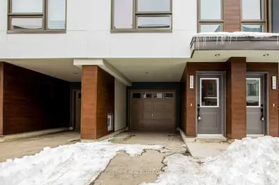 1714 Pleasure Valley, Oshawa, ON L1G 4X8