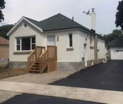 510 Adelaide Avenue W, Oshawa, ON L1J 2S1