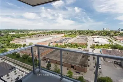 151 Village Green Square 1710, Toronto E07, ON M1S 0K5