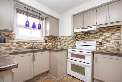 660 Tennyson Avenue Upper, Oshawa, ON L1H 3K1