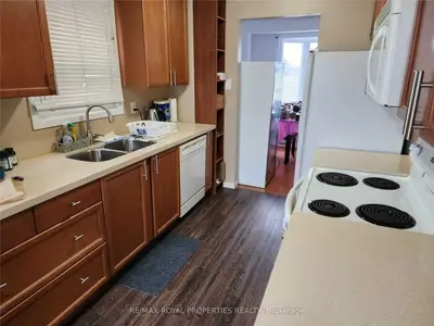 1659 Portland Court, Pickering, ON L1V 5L7