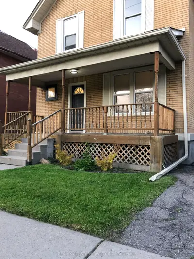 133 Clarke Street Upper, Oshawa, ON L1H 5G1