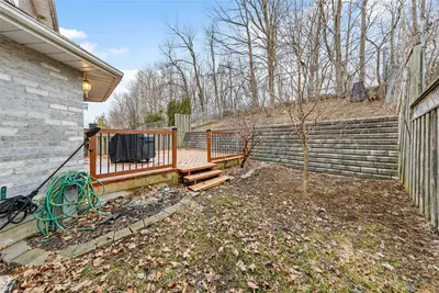 2122 Theoden Court, Pickering, ON L1X 1Z7