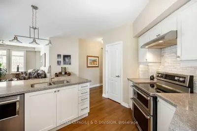 Condo Townhouse in Clarington
