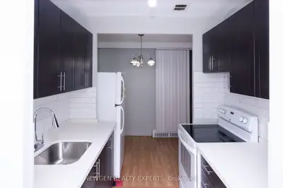 915 Midland Avenue 502, Toronto E08, On M1k 4g1