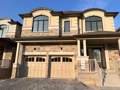 211 Ronald Guscott St Street, Oshawa, ON L1K 3G3