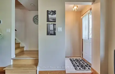 318 Durham Court, Oshawa, ON L1J 5R6