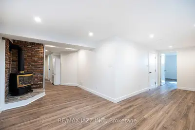 450 Marion Avenue Bsmt, Oshawa, ON L1J 3B6