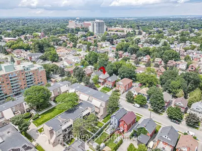 112 Brock Street E, Oshawa, ON L1G 1S1