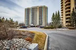 700 Wilson Road N 506, Oshawa, ON L1G 7T5