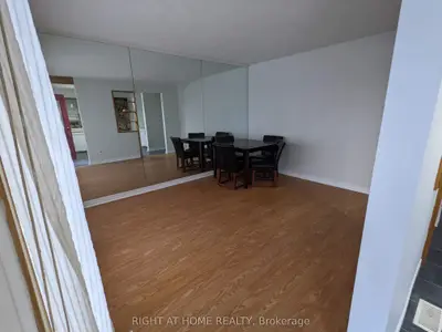 379 Sharon Avenue Main Fl, Oshawa, ON L1H 3S9