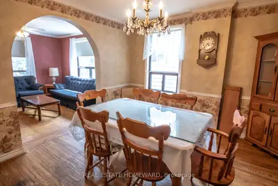 76 Eastwood Avenue, Toronto E06, ON M1N 3H2