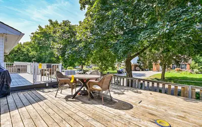 517 Crestwood Drive, Oshawa, ON L1G 2R6