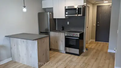 70 King Street E 204, Oshawa, ON L1H 0A2