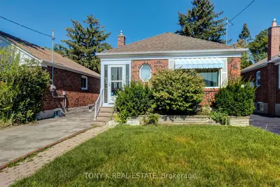 Detached in Toronto