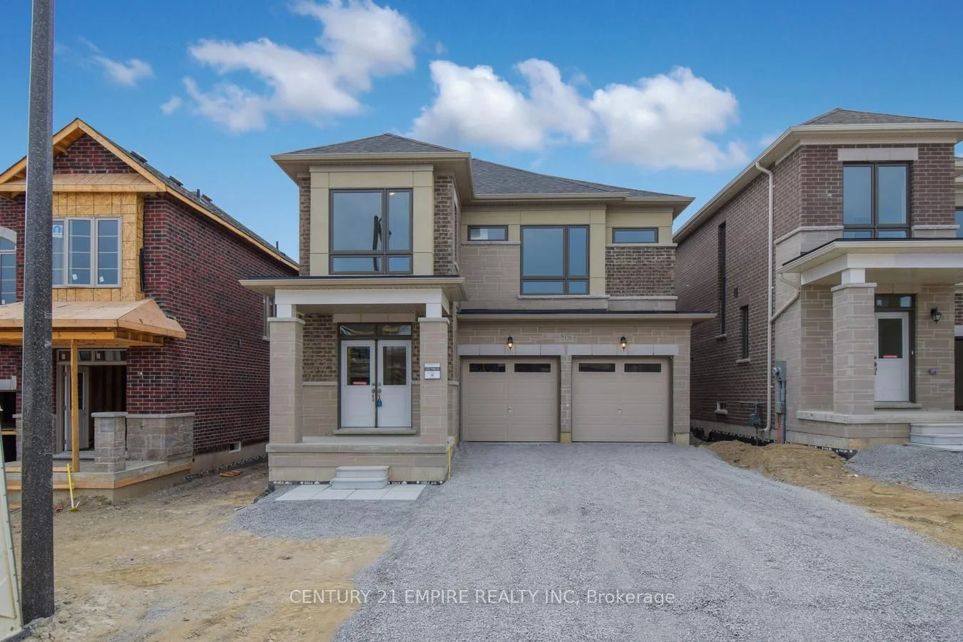 2128 Coppermine Street, Oshawa, On L1h 8l7