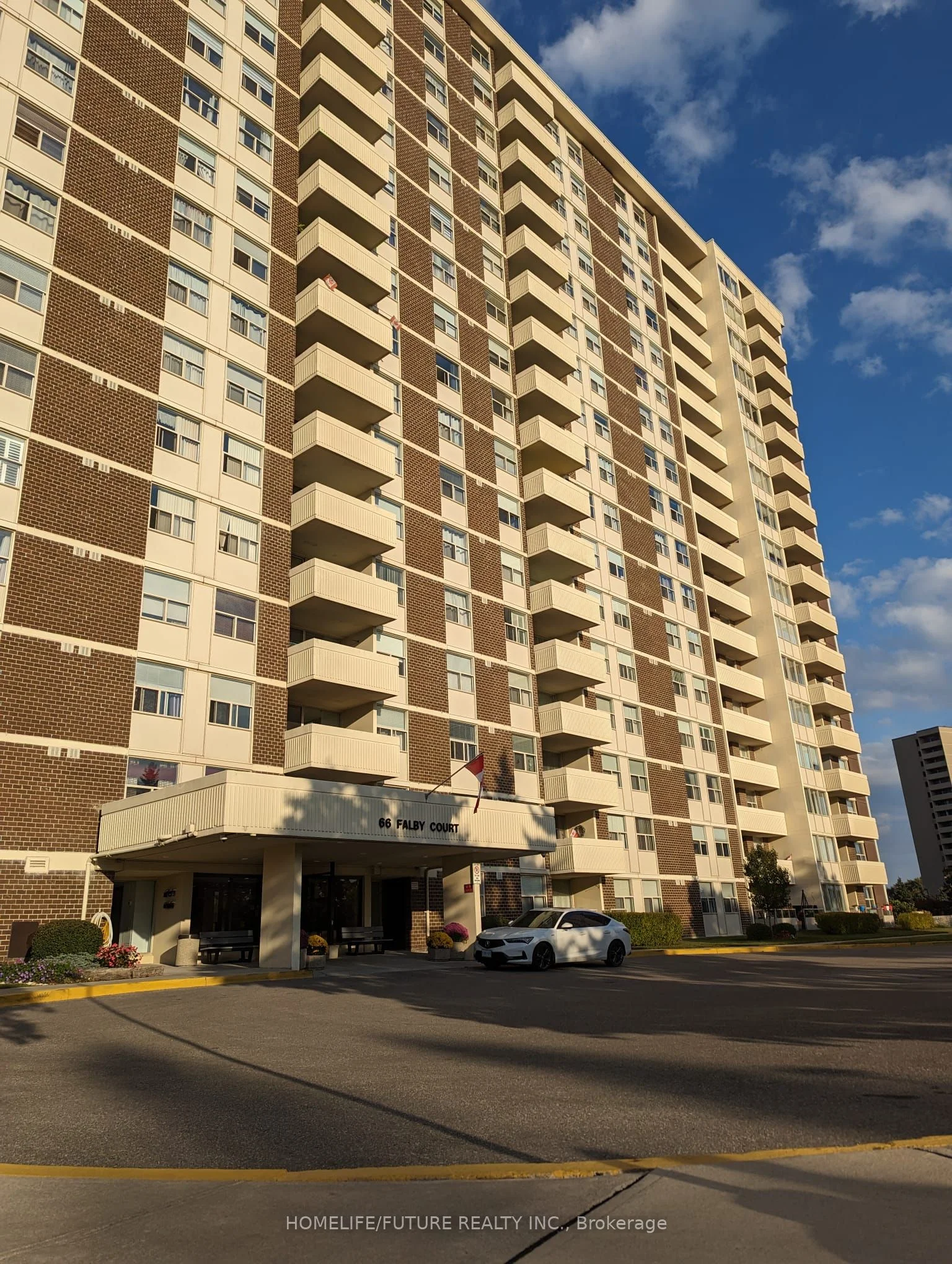 66 Falby Court 1507, Ajax, On L1s 3l2
