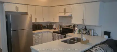 143 Celina Street 2, Oshawa, ON L1H 4N3