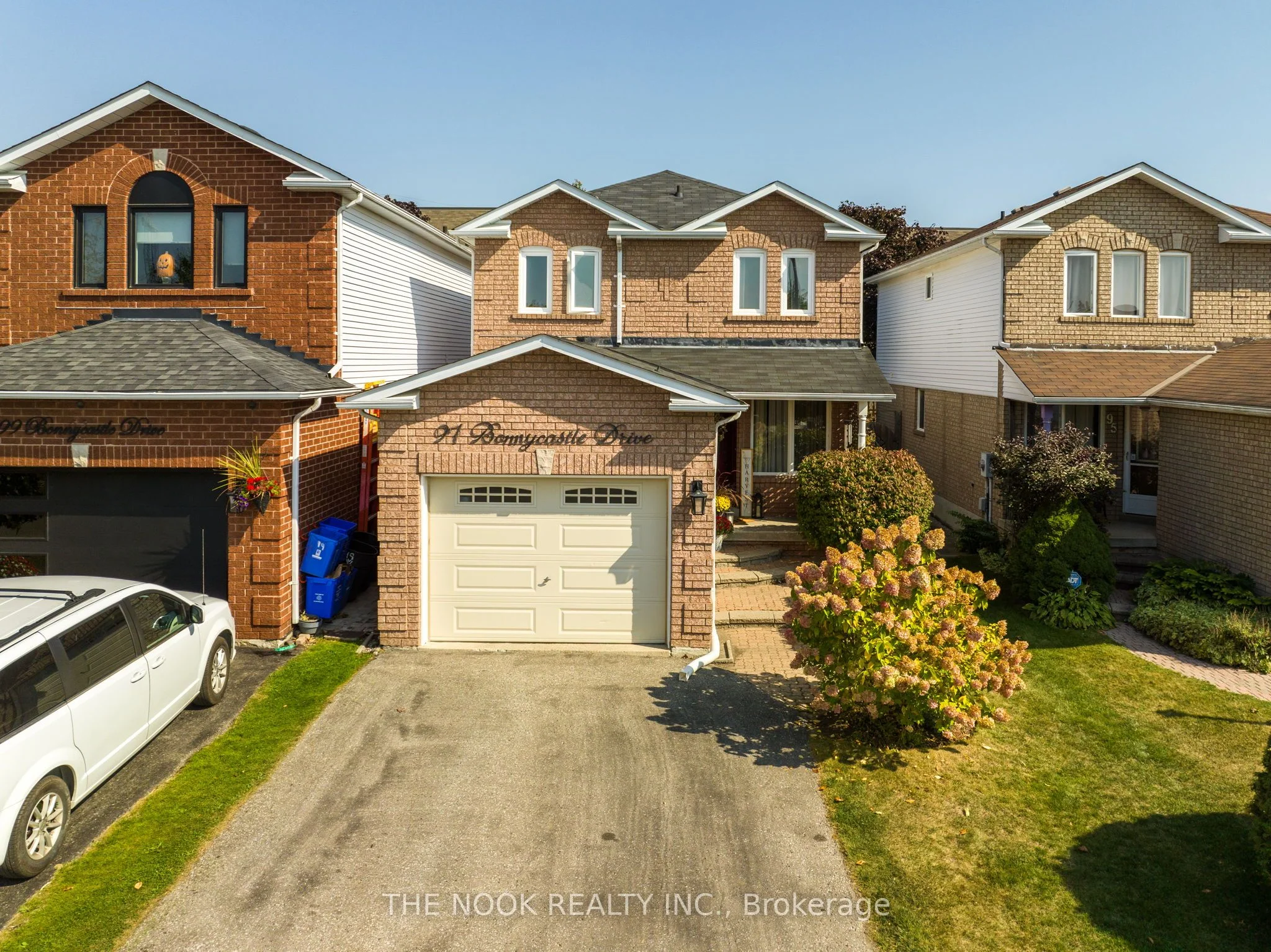 97 Bonnycastle Drive, Clarington, ON L1C 4W6
