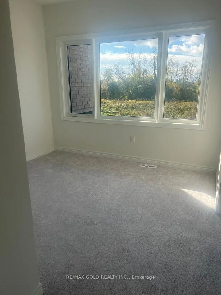 30 Littlewood Drive W, Whitby, ON L1P 0G5